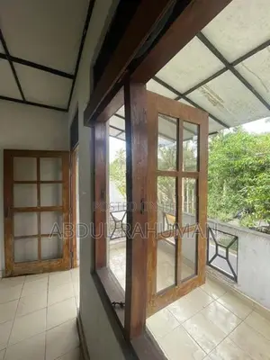 1st Floor Only Couple Nugegoda Thalapthpitiya