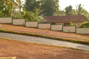 Valuable Land for Sale in Kahathuduwa Polgasowita 120 Road 500 M