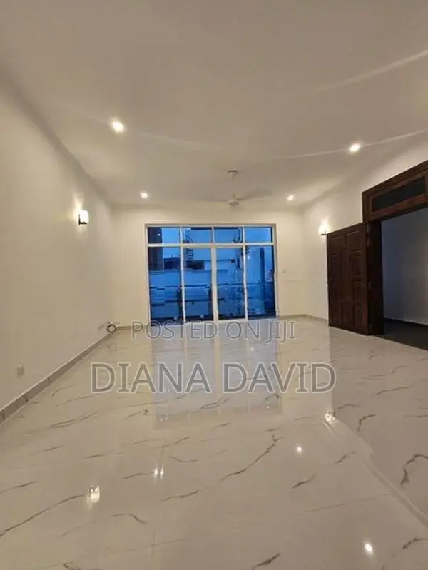 Brand New Luxury Apartment for Sale Kollupitiya
