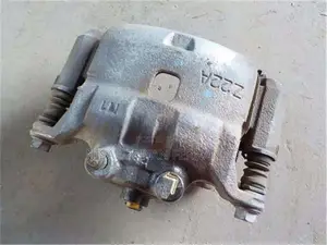 Nissan Sunny B15 Brake Calipers