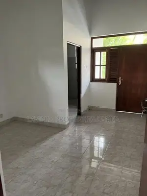 Luxury Two-Storey House for Sale Near Malabe Town (ISU0014H)