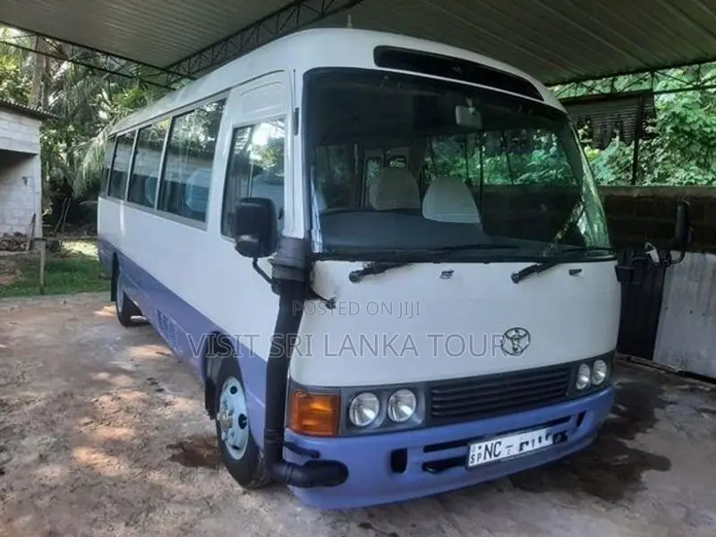 Toyota Coaster 2017