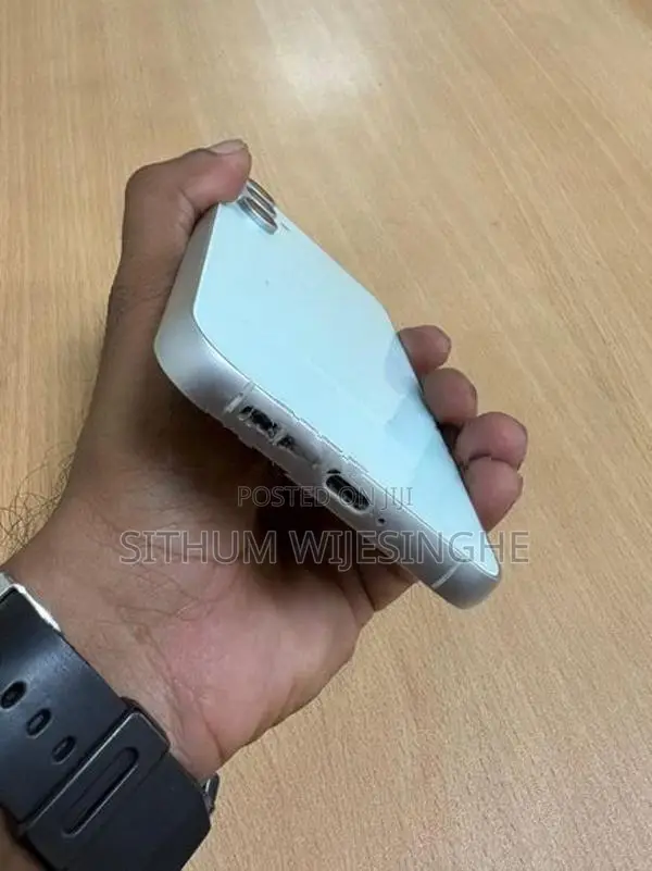 Samsung Galaxy S23 FE (Used)
