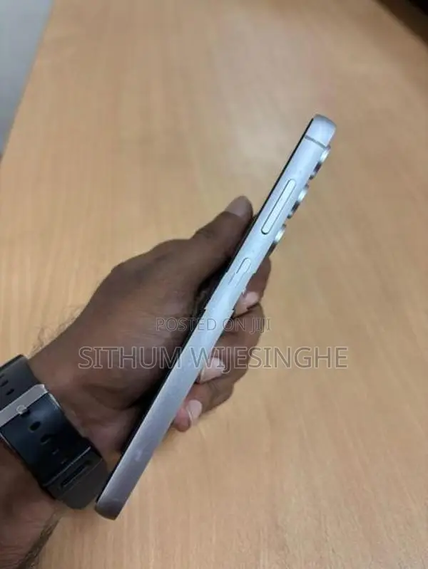 Samsung Galaxy S23 FE (Used)