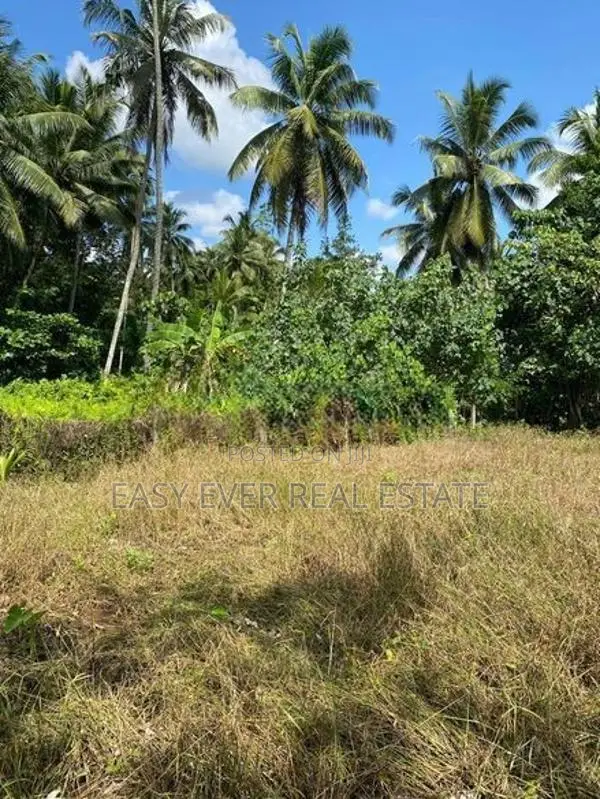 Land for Sale in Udugampola