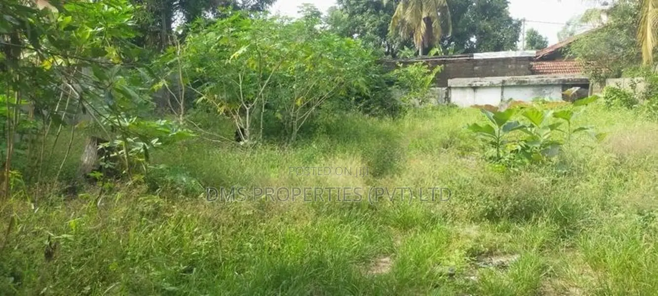 Katunayaka | Land For Sale 10 Perches