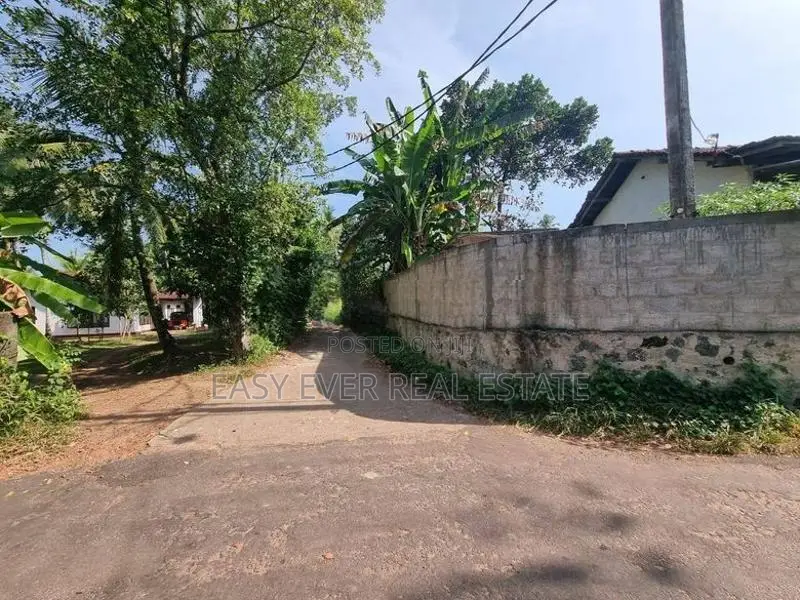 Land for Sale in Udugampola