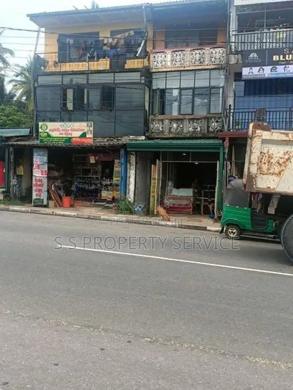 Meegoda commercial building for sale (SSPC-45)