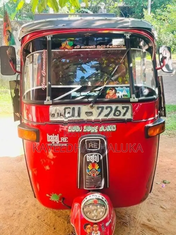 Bajaj RE 2002