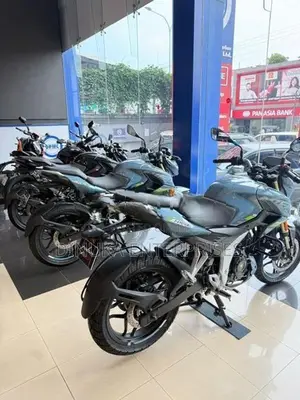 Bajaj Pulsar N160 Premium 2026