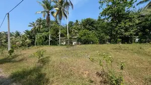 සුපිරිම ඉඩමක් කඹුරාගල්ල