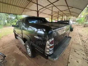 Toyota Hilux 2010