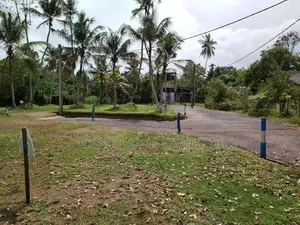 අතුරුගිරිය බොරලුගොඩ පාරෙන් බිම් කොටසක් විකිණීමට