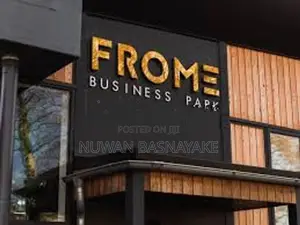 High-End Cladding & SS Lettering