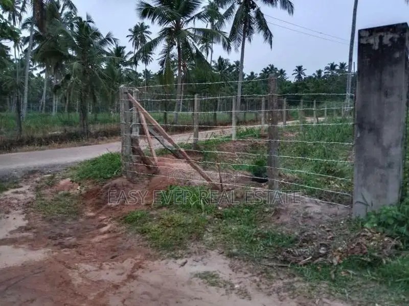 මීගමුව - දාගොන්න ආසන්නයෙන් සුපිරි ඉඩමක්