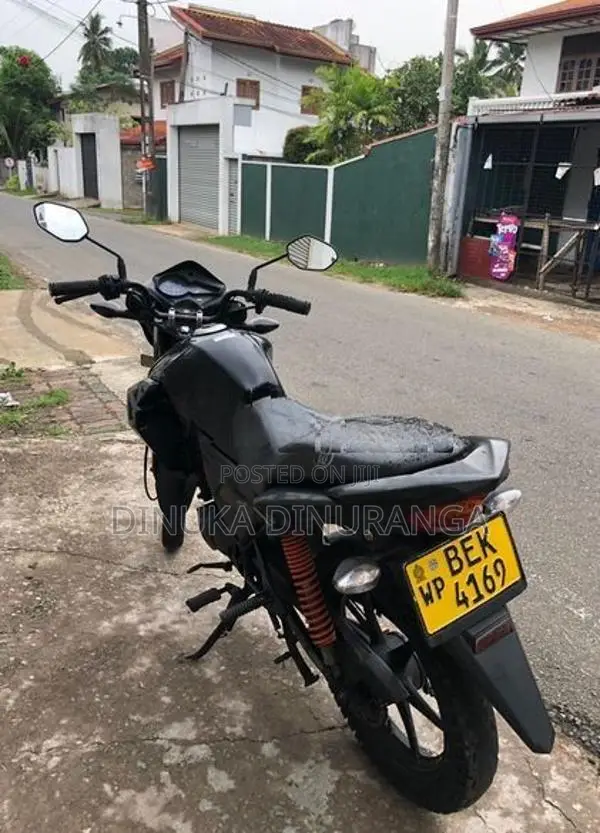 Honda Twister 2016