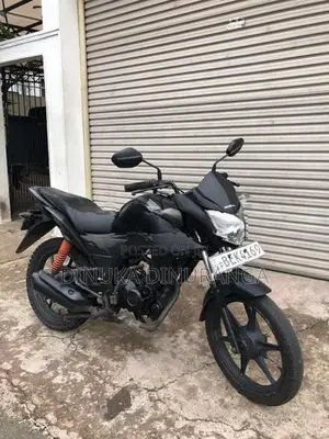 Honda Twister 2016