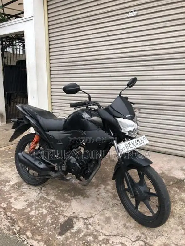 Honda Twister 2016