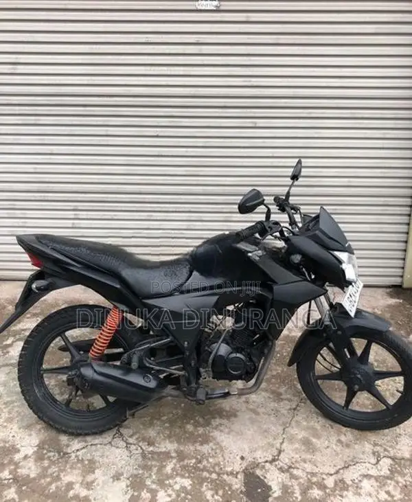 Honda Twister 2016