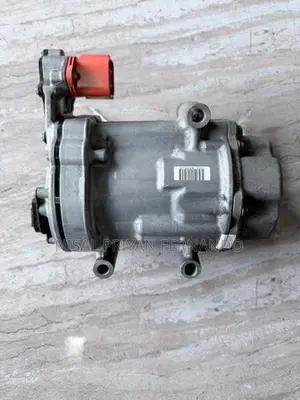 Nissan X Trail Hybrid NT32 AC Compressor