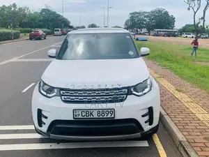 Land Rover Discovery 2019