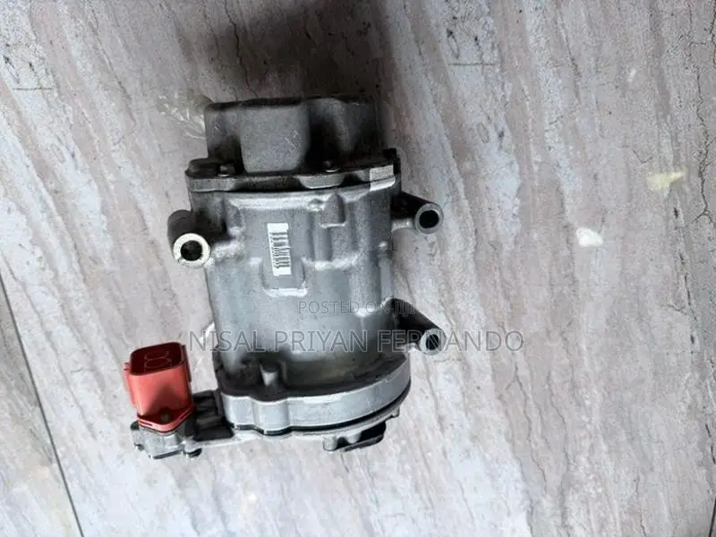 Nissan X Trail Hybrid NT32 AC Compressor