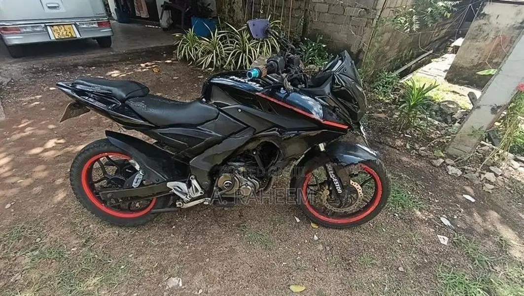 Bajaj Pulsar 150 2016
