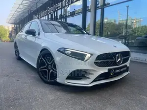 Mercedes Benz A180 AMG Line 2019