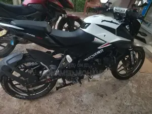Bajaj Pulsar N160 2020