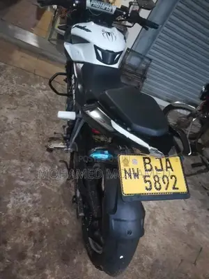 Bajaj Pulsar N160 2020