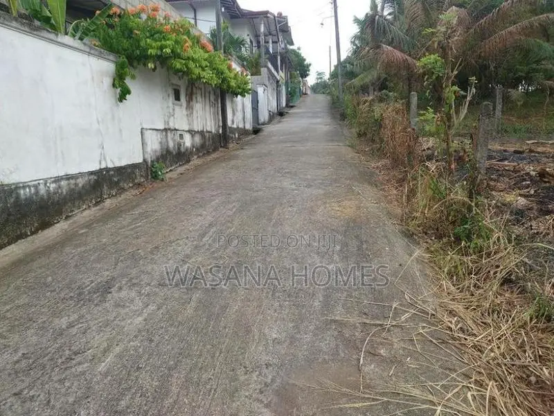 Residential Land for Sale Talawathugoda