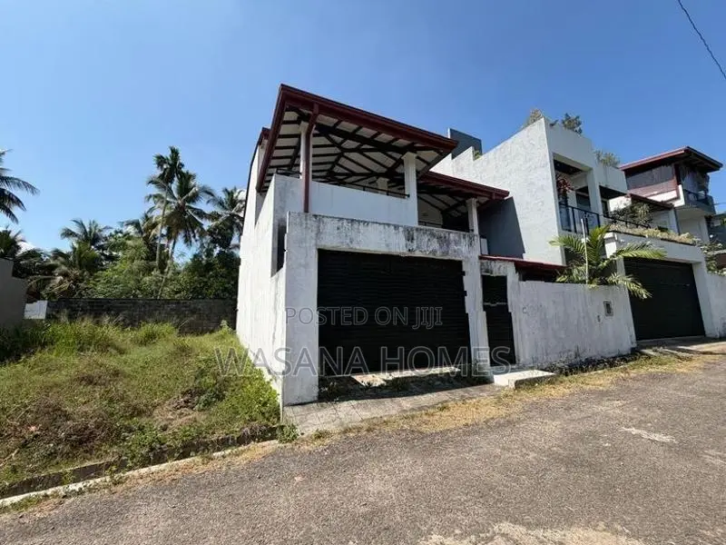 Almost Brand New House for Sale Piliyandala