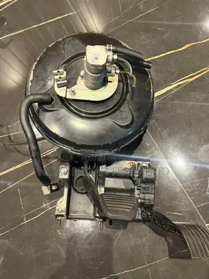 Mitsubishi Canter 4P10 Brake Booster With Pump