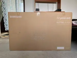 Samsung 43 Inch DU7700 Crystal UHD 4K Smart TV
