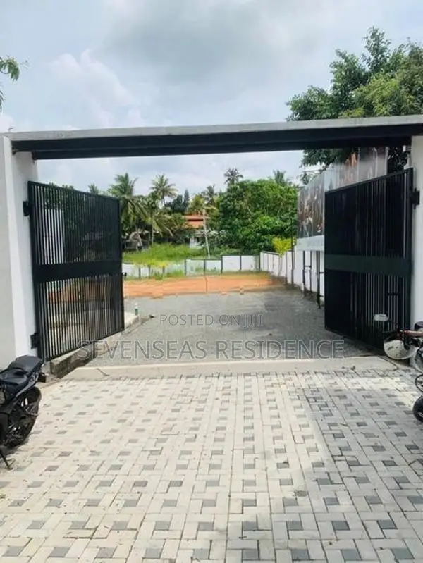 Valuable Land for Sale in Athurugiriya Town