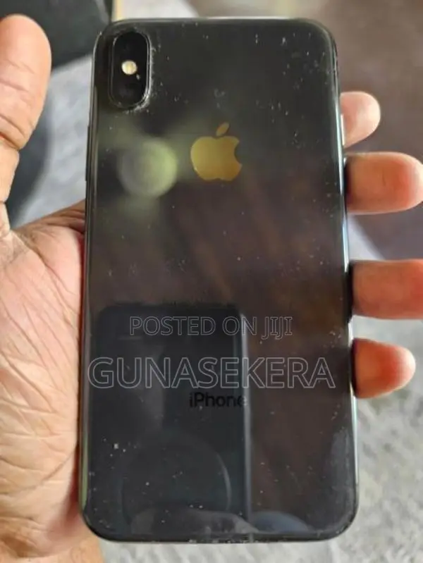Apple iPhone XS 64GB (Used)