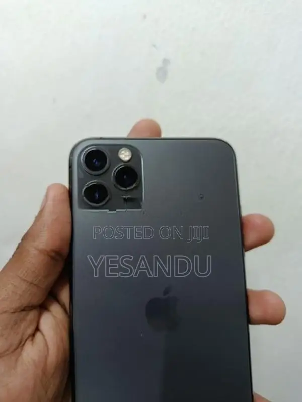 Apple iPhone 11 Pro Max (Used)