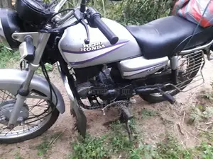 Honda CD Down 2000