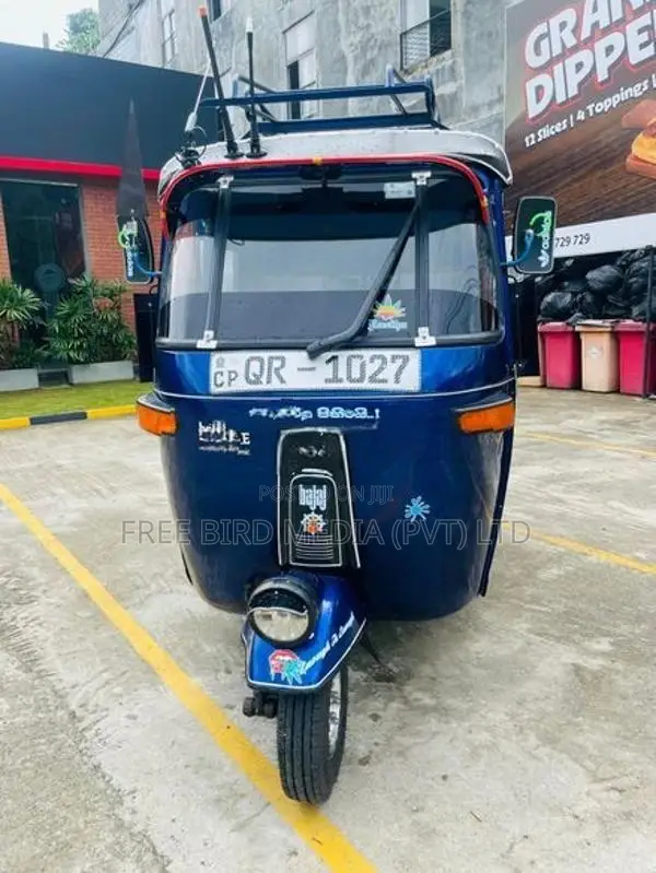 Bajaj RE 2008