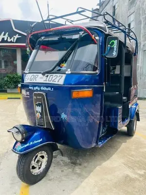 Bajaj RE 2008