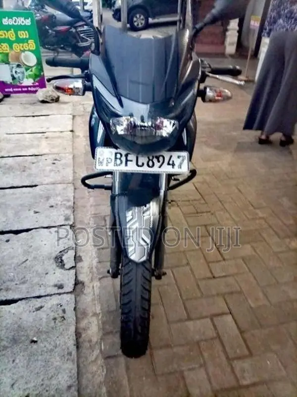 TVS Apache RTR 180 2016