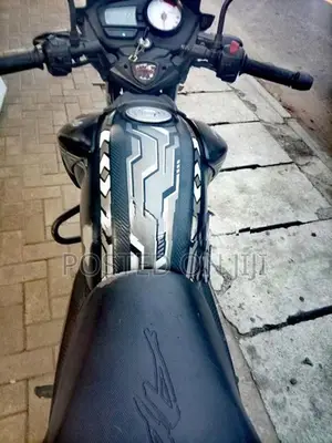 TVS Apache RTR 180 2016