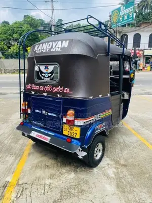 Bajaj RE 2008