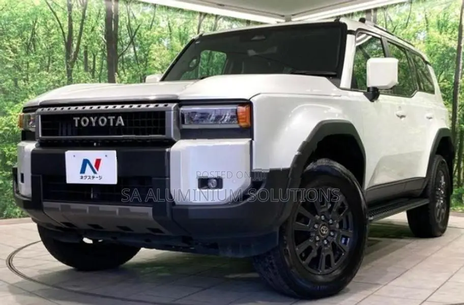 Toyota Land Cruiser Prado 250 VX 2024