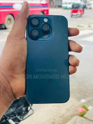 Apple iPhone 15 Pro (Used)