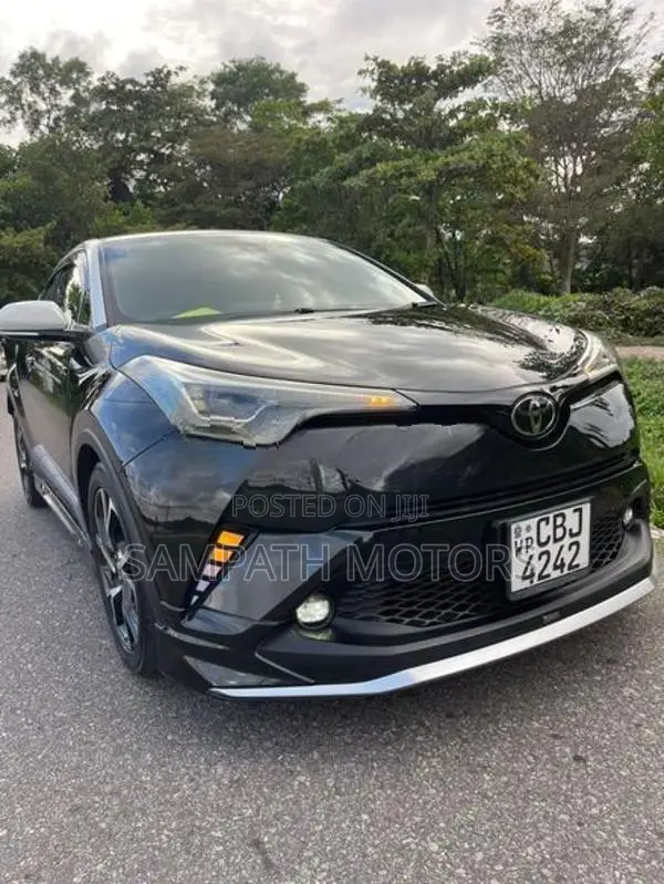 Toyota CHR NGX10 2019