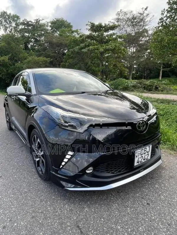 Toyota CHR NGX10 2019