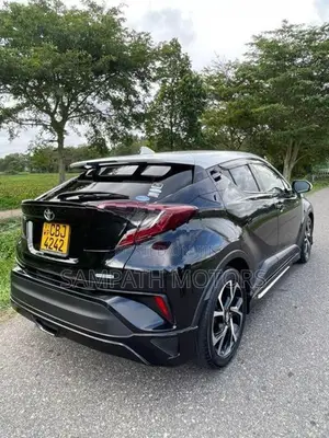 Toyota CHR NGX10 2019