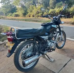 Bajaj Boxer 2003