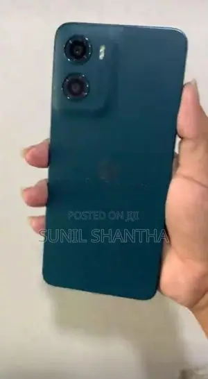 Moto G5 (Used)